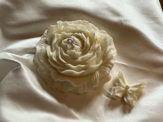 Vela Decorativa en Forma de Peonía – Belleza Floral Artesanal
